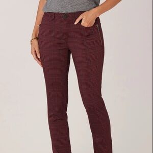 Side Zip Syrah Black Vintage Skinny
Democracy pant B160XSES